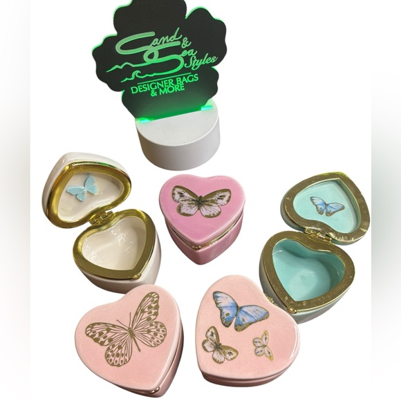Sand & Sea Styles Other - Trinket Box - Set of 5 Heart-Shaped Butterfly